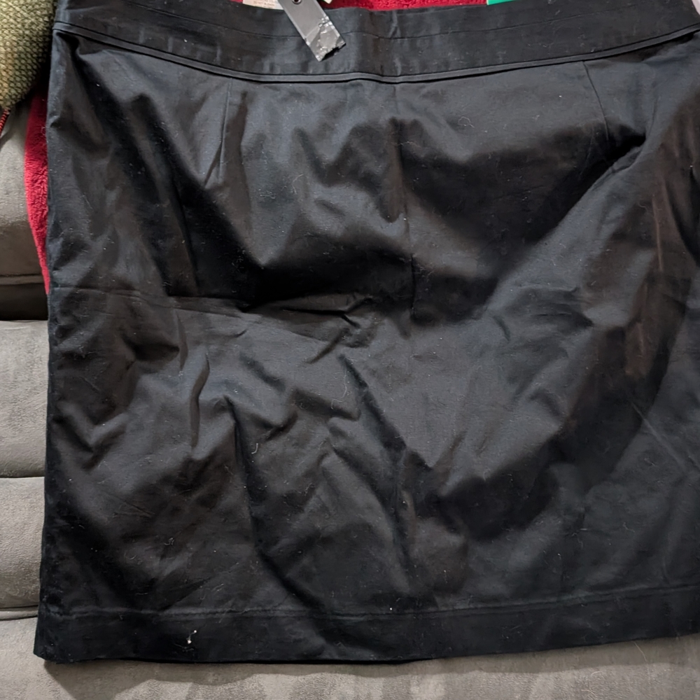 Mario Serrani Classic Black Pencil Skirt